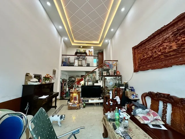 Bán Gấp nhà 2 Tầng Phạm Văn Bạch Tân Bình
