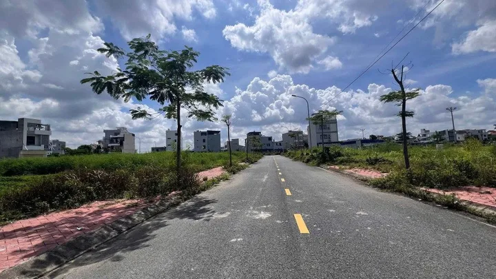 Bán đất 60m² ngang 4m giá 3.25 tỷ Phường Thiên Hương kiền bái cũ. Lh:076.231.9990 e Thúy