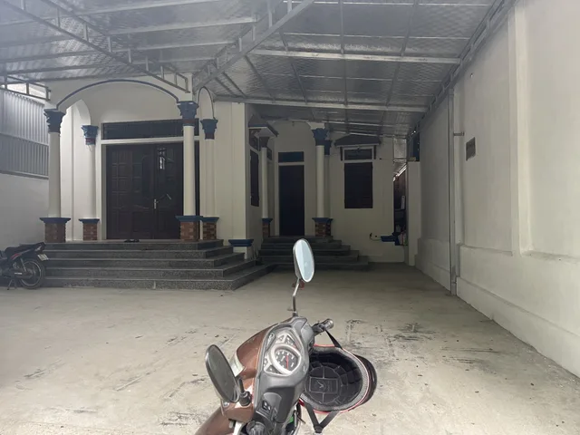 Bán nhà 200m² ngang 9,56m giá 5 tỷ Xã Quảng Bị