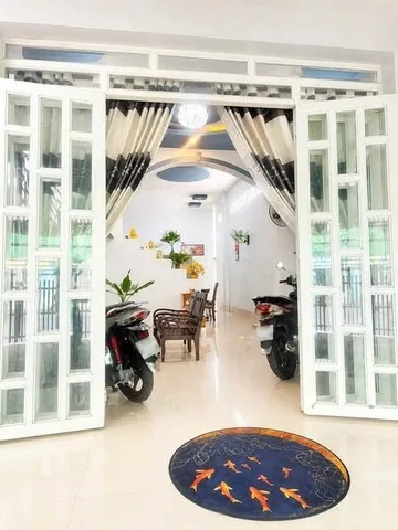 BÁN NHÀ MẶT TIỀN TRỤC CHÍNH VÀO KHU DÂN CƯ PHƯỜNG 8, ĐƯỜNG ĐINH TIÊN HOÀNG VĨNH LONG