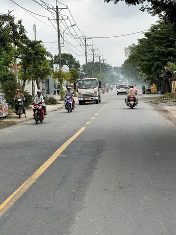 Cần bán lô đất mặt tiền đường Tỉnh Lộ 2, xã Trung Lập Hạ, Củ Chi, DT 10x50m, tổng 500m², giá 11 tỷ.
