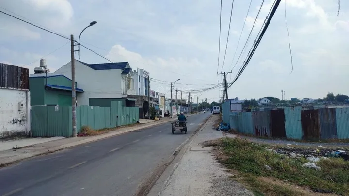 Bán đất 2734m² ngang 31m giá 132 tỷ Xã Đông Thạnh