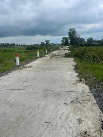 Nhà mặt tiền Long Hòa, xã Phước Vân, Cần Đước dt 1330m2 full thổ giá 13 tỷ