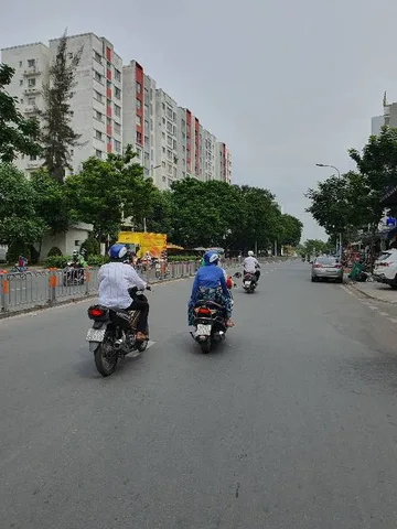 Bán nhà 4 Tầng Mặt Tiền Đ, Số 8 BHH BÌNH TÂN