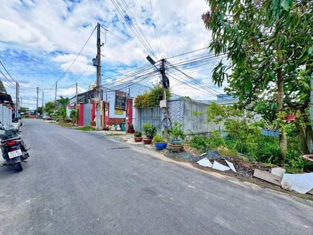 Bán đất 147.1m² ngang 4,9m giá 2.7 tỷ Xã Đức Hòa