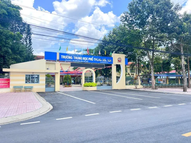 Bán đất 525.7m² ngang 10m giá 6.1 tỷ Xã Đức Hòa