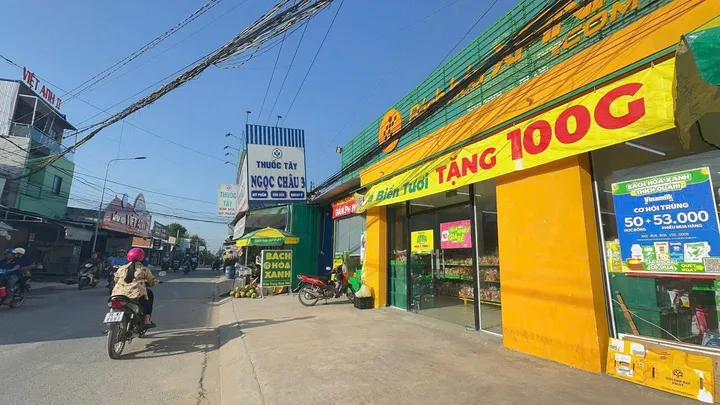 Bán đất 240.6m² ngang 7m giá 6.5 tỷ Xã Đức Hòa