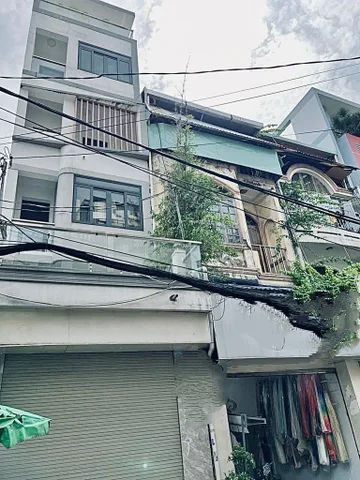 Bán nhà gấp 6 Tầng Mặt Tiền Đông Hồ Tân Bình