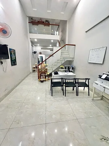 Bán nhà 84m² ngang 4m giá 5.8 tỷ tại Phường Tân Thới Nhất Quận 12