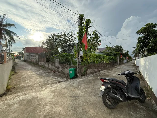 Bán đất 55m² ngang 4,92m . đường thôn 4m. giá 980 triệu Phường An Dương(Quốc Tuấn). liên hệ 0362558882