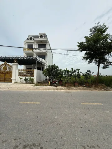 Bán đất 100m² ngang 4m. mặt đường nhựa cộng vỉa hè 10m. giá 3.8 tỷ Phường An Hải(Đồng Thái). liên hệ 0362558882