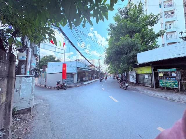 738TT - BÁN NHÀ C4 - HẺM OTO - NGAY ĐƯỜNG ĐẶNG VĂN BI - P. TRƯỜNG THỌ - 183.3M2 NGANG 7.6M