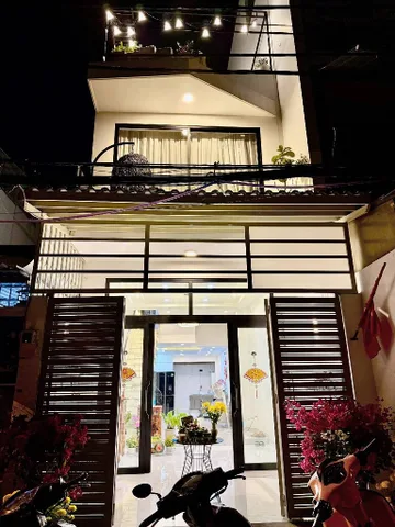 Nhà 3 Tầng Mặt Tiền Đường - DT: 4x18= 72m² , giá 7.75 tỷ Phường BHHA, Bình Tân.