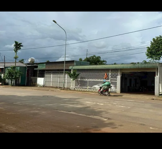 Bán đất 734.5m² giá 3.75 tỷ Xã Quảng Phú