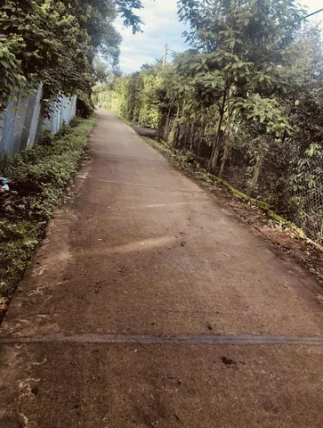 Cần Bán Lô Đất Vị Trí Đẹp Tại Xã Hoà Đông,Ea Knuếch ( mới ) Đak Lăk Diện tích: 10m x 33,5m  BÁN 2ty280