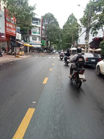 BÁN ĐẤT TẶNG NHÀ MẶT PHỐ ĐƯỜNG TRẦN PHÚ, trung tâm BMT, đất 60m2, thổ cư, kinh doanh buôn bán khai thác ngay, BÁN 7tỷ450tr hàng ngộp