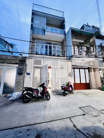 Nhà 3 Tầng, DT: 5x18= 90m² - giá 10 tỷ Phường Bình Hưng Hòa , Bình Tân