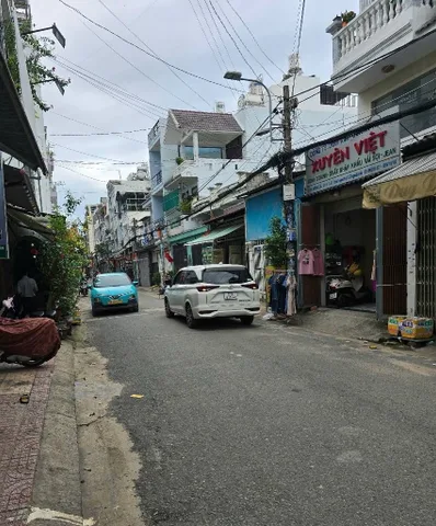 Nhà Hai Mặt Tiền, 3 Tầng - DT: 4x25= 100m² , giá 8.8 tỷ Phường Bình Hưng Hòa , Bình Tân