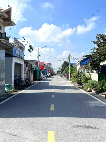 Bán 65.5 m Hoa Động cách đường thôn hơn 100 m . Gần ngay đường dự kiến mở 26m. L/h:076.231.9990 e Thuý