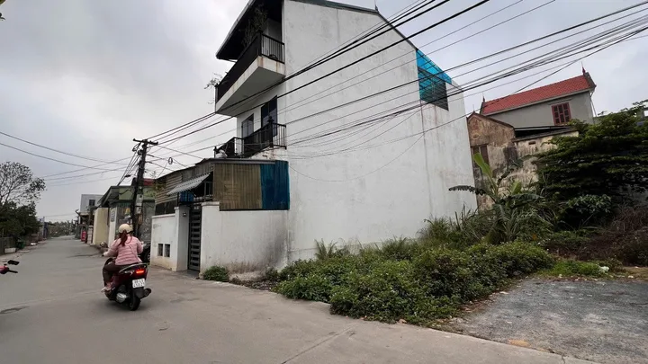 Bán đất 83,8m² ngang 5m . đường nhựa 7m . giá 3.28 tỷ Phường Thủy Nguyên( Thủy Sơn) . liên hệ 0362558882