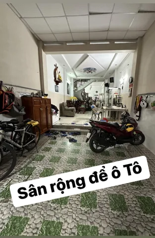 Mặt Tiền Đường Nhà 3 Tầng - DT: 102m² - giá 8.99 tỷ Phường Bình Hưng Hòa , Bình Tân