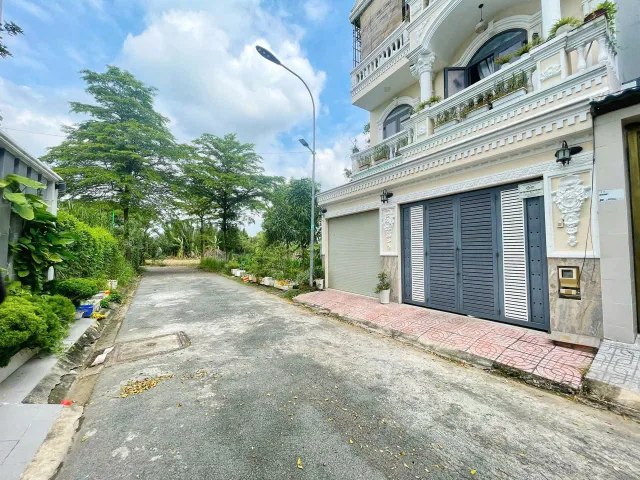 Bán đất Nguyễn Bình, Ngang 14m, 163.5m², giá 6.3 tỷ gần KĐT Gs metro city