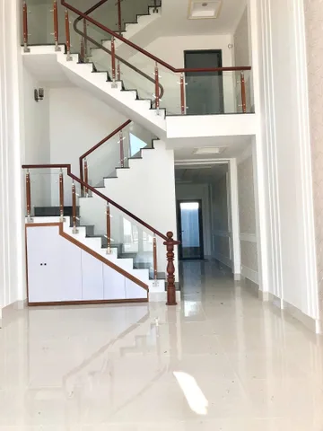 Cho thuê nhà 1 trệt 1 lửng 1 lầu KDC Cao cấp Phố Xanh