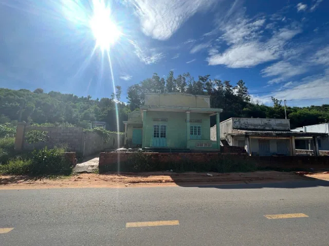 Bán nhà C4 View biển Tiến Thành. 578m2 có 200m2 thổ cư. Giá 7,5 tỷ lvcc 0982482666