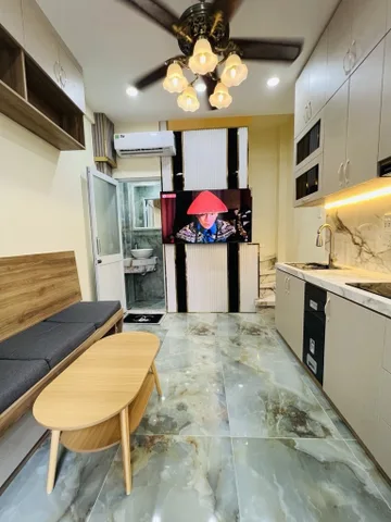 Bán nhà 3 tầng mới đẹp, Ngay Lạc Long Quân, Lý Thường Kiệt, Tân Bình, hơn 2 tỷ HCM