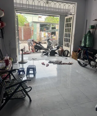 Bán nhà 2 tầng 40m2 (4x11), Hẻm xe tải Mã Lò, Gần Hương Lộ 2, Tân Kỳ Tân Quý, chỉ hơn 2 tỷ HCM