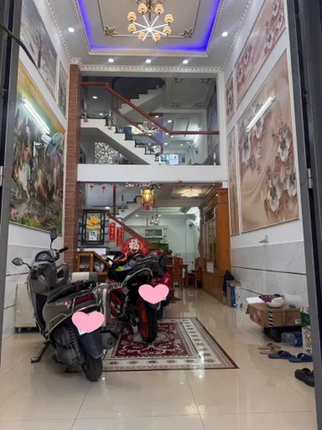 Bán nhà 5 tầng đẹp, 4x12 vuông vức, Hẻm xe tải Chiến Lược, sát Ngã Tư Bốn Xã, Chỉ hơn 6 tỷ HCM