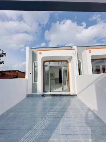 Bán Nhà MỚI XÂY HOÀN THIỆN, Chỉ Với 379 Triệu Nhận Ngay Nhà Đẹp