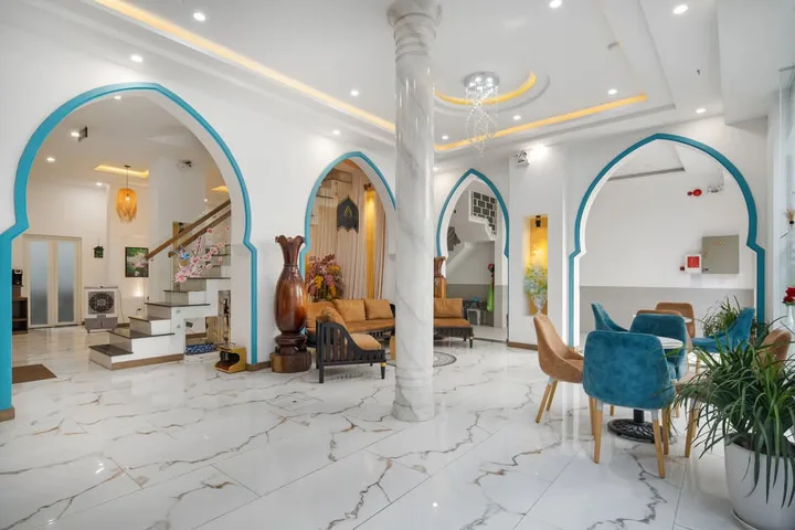 Bán khách sạn Quy Nhơn, 7 Tầng, 37 Phòng - 38 tỉ thương lượng