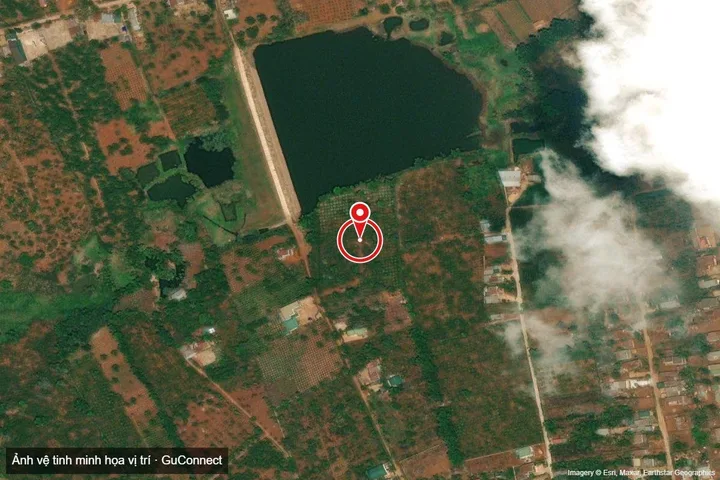 Bán đất 8247.8m² ngang 50m giá 12 tỷ Phường Buôn Hồ