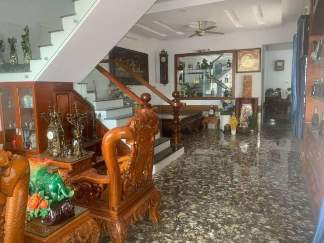 ⭐️ Nhà Mặt tiền 2 tầng HXH tránh 189m2, Vuông – Tân Thới Hiệp 21 Q12