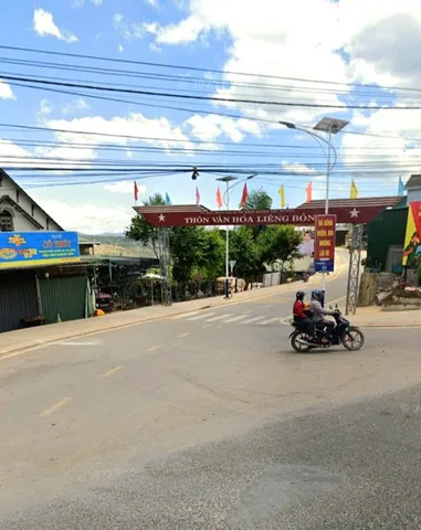 Bán đất view đẹp mặt tiền đường nhựa gần bưu điện Đa Nhim, đi trung tâm Đà Lạt 30p