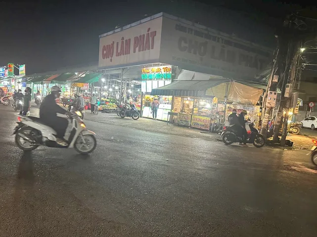 BÁN ĐẤT NGANG 10m MẶT TIỀN KINH DOANH GẦN CHỢ KDC THUẬN GIAO BÌNH DƯƠNG CŨ
