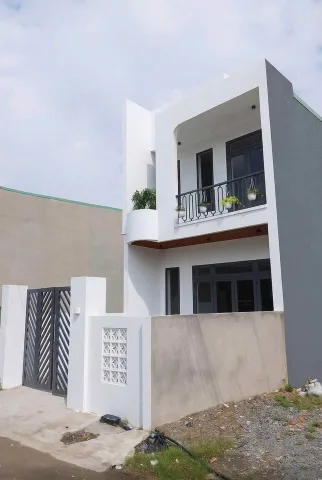 VÌ LÝ DO NGỘP TIỀN CẦN BÁN GẤP CĂN NHÀ MỚI XÂY HOÀN THIỆN ĐỂ LẤY TIÊN XOAY XỞ