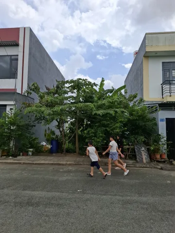 Bán đất 52m² ngang 4m giá 2.05 tỷ Phường Long Phước