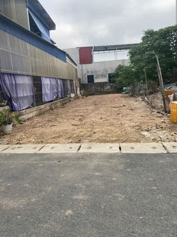 Bán đất 137m² ngang 5,5m giá 1.45 tỷ Phường Thiên Hương kiền bái cũ. Lh 076.231.9990 e Thúy