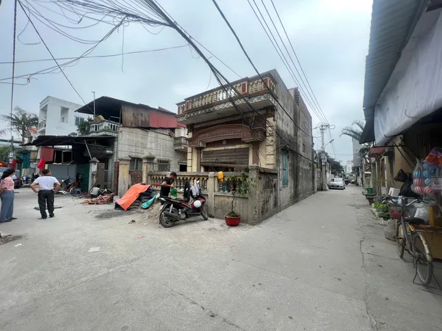 Bán lô góc 2 đường ô tô tránh tại Thôn Tiền Yên Phong BN