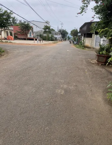 Giá Ngộp sâu Bán Gấp lô Mặt tiền Nguyễn Cảnh Dị 287m² ngang 12mx25 giá 3.6 tỷ , đất kinh doanh buôn bán ngay.