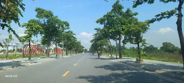 BÁN LÔ ĐẤT MẶT PHỐ KINH DOANH TẠI TRÂU QUỲ