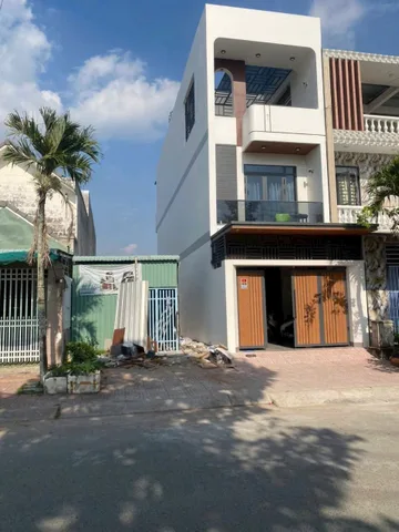 Bán đất 94.5m² full thổ cư ngang 4.5m giá 2.6 tỷ tại Đường N1 Phường Long Châu