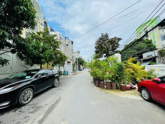 424---BÁN ĐẤT TẶNG TRỌ - HẺM XE HƠI - ĐƯỜNG LÊ VĂN CHÍ - P LINH TRUNG - 103.5M2