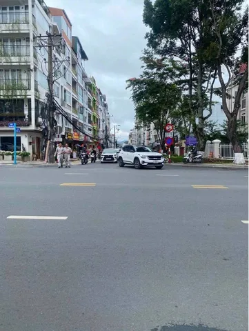 🚨 BÁN SIÊU PHẨM CỰC HÓT MẶT TIỀN XÂY KHÁCH SẠN ĐƯỜNG HÀ HUY TẬP, GIỮA TRUNG TÂM ĐÀ LẠT 🚨GIẢM SỐC – 353M2 NHÀ MẶT TIỀN HÀ HUY TẬP, ĐÀ LẠT - 24,9 TỶ
