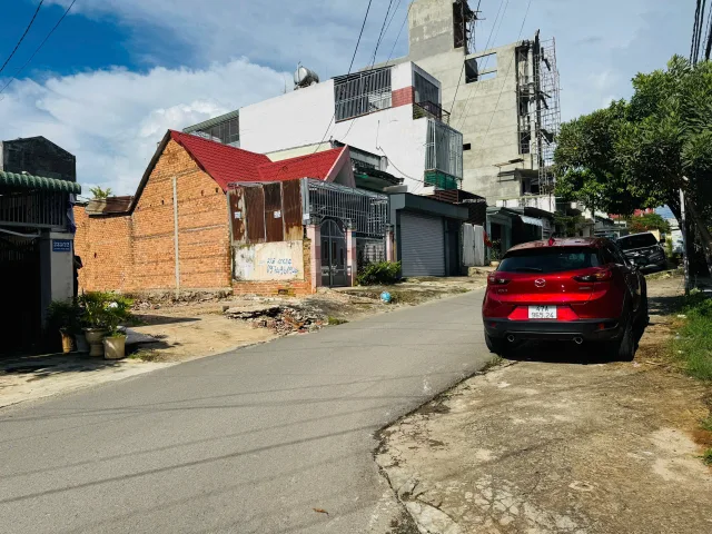Bán đất 59.6m² ngang 4m giá 2.39 tỷ Phường Buôn Ma Thuột