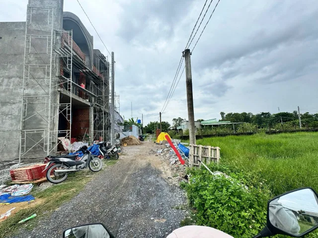 Bán đất 2196.6m² ngang 5m giá 1.3 tỷ Xã Đức Hòa
