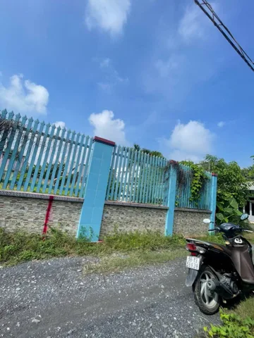 300m2 đất ( 15m2 thổ ) / Nguyễn Kim Cương, xã Tân Thạnh Tây giá 2,2 tỷ