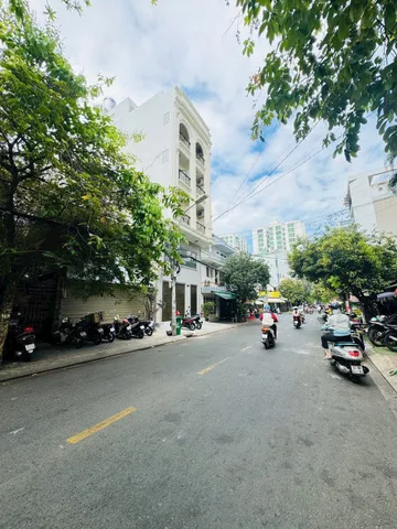 Bán nhà 80.8m² ngang 4m giá 13.5 tỷ Phường Tân Thuận